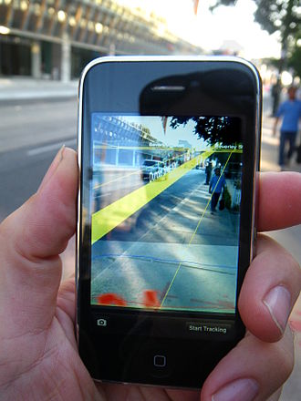 پاورپوینت کامل و جامع با عنوان بررسی واقعیت افزوده یا Augmented Reality در 32 اسلاید